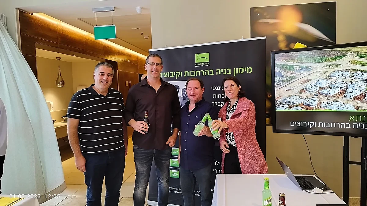 איתי אנצל בכנס מקצועי בתחום המשכנתאות